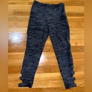 Fashionable Grey Leggings with Cutouts along the sides